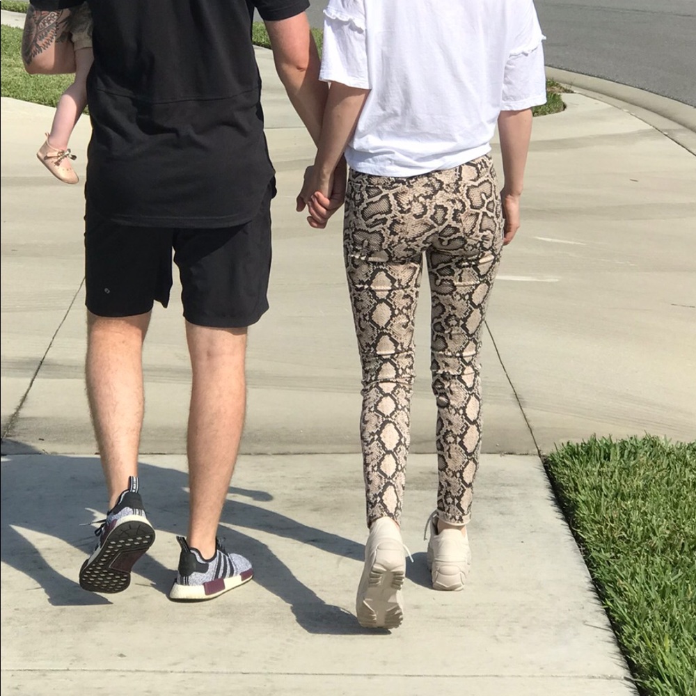 Snake print pants - Picture 4 of 6